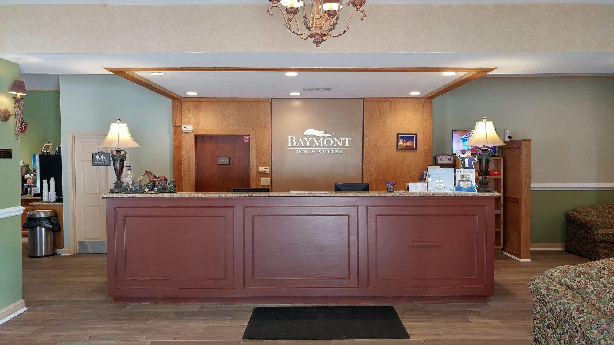 Motel Baymont By Wyndham 3*